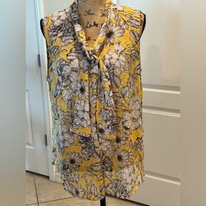 Utility Chic sophisticated Liz Claiborne Yellow and Gray Floral Blouse